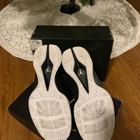 Air Jordan Super.Fly 2 PO / Wht & Blk , excellent condition - Picture 5 of 6